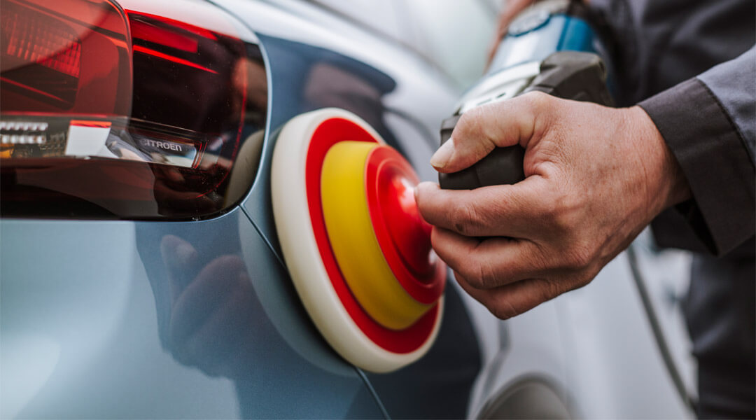 Fahrzeugaufbereitung / Instandsetzung / Polierung Autohaus Wülpern