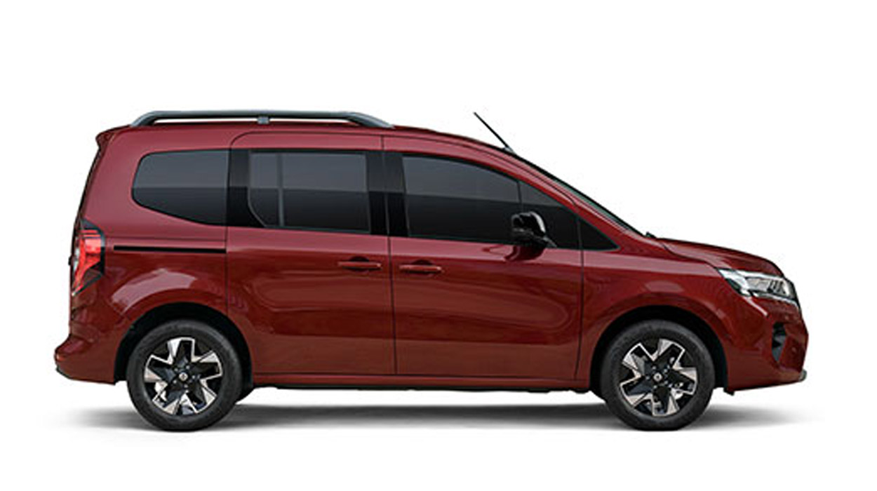 freigestellter Nissan Townstar Kombi (rubyred)